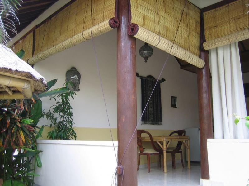 Ombak Putih Bungalows Hotel Nusa Dua  Esterno foto